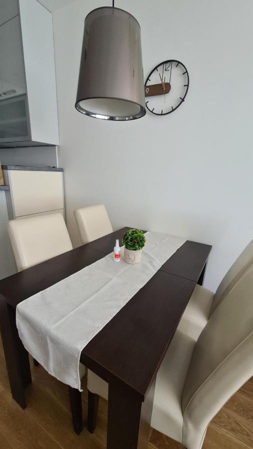 West 65 Apartment Βελιγράδι Εξωτερικό φωτογραφία